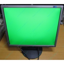 Монитор 19" Samsung SyncMaster 943N на экране малозаметные царапинки (Брянск)